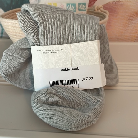 Ankle Socks - Picture 3 of 5